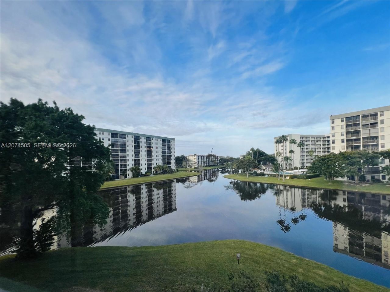 2309 S Cypress Bend Dr, Unit 414C, Pompano Beach, FL 33069 Photo