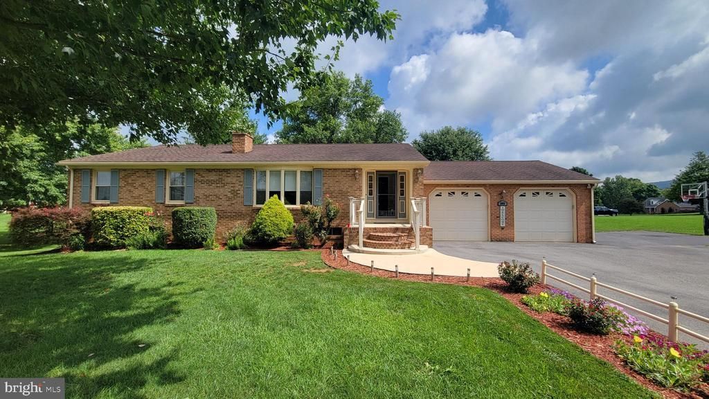 21925 BEAVERBROOK DRIVE, SMITHSBURG, MD 21783