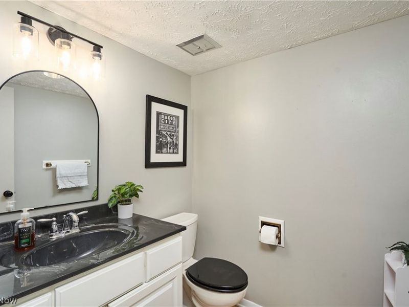 2086 Beechtree Drive, Unit #54, Uniontown, OH 44685 Photo 11