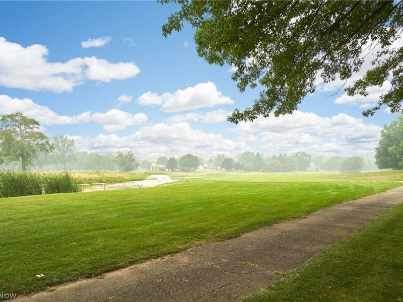 2086 Beechtree Drive, Unit #54, Uniontown, OH 44685 Photo 3