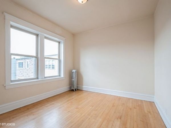 4248 N Lamon Avenue , Unit 2B, Chicago, IL 60641