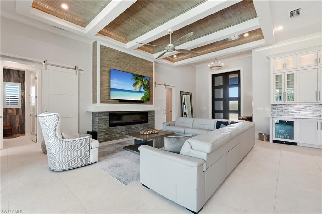 5710 Driftwood Pkwy , Cape Coral, FL 33904 Photo