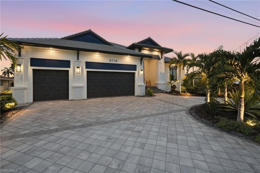 5710 Driftwood Pkwy , Cape Coral, FL 33904 Photo