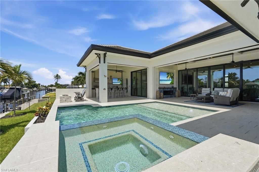 5710 Driftwood Pkwy , Cape Coral, FL 33904 Photo