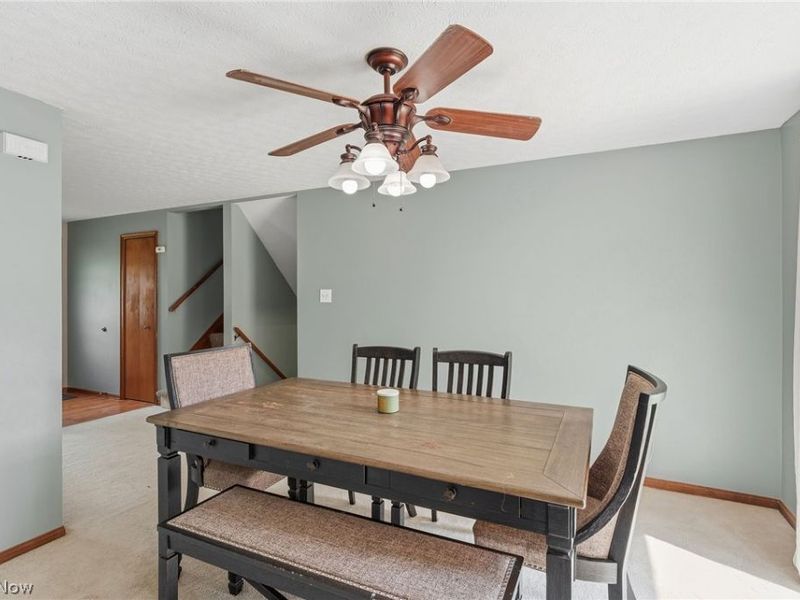 430 Hilltop Drive, Doylestown, OH 44230 Photo 14