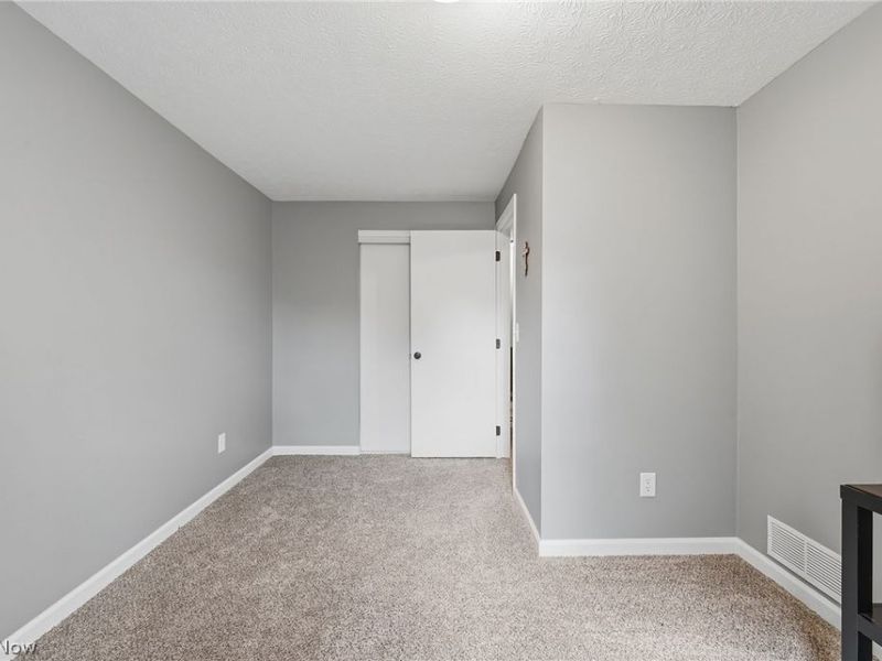 430 Hilltop Drive, Doylestown, OH 44230 Photo 23