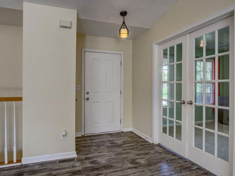 9370 Lago Mar Court, Florence, KY 41042 Photo 17