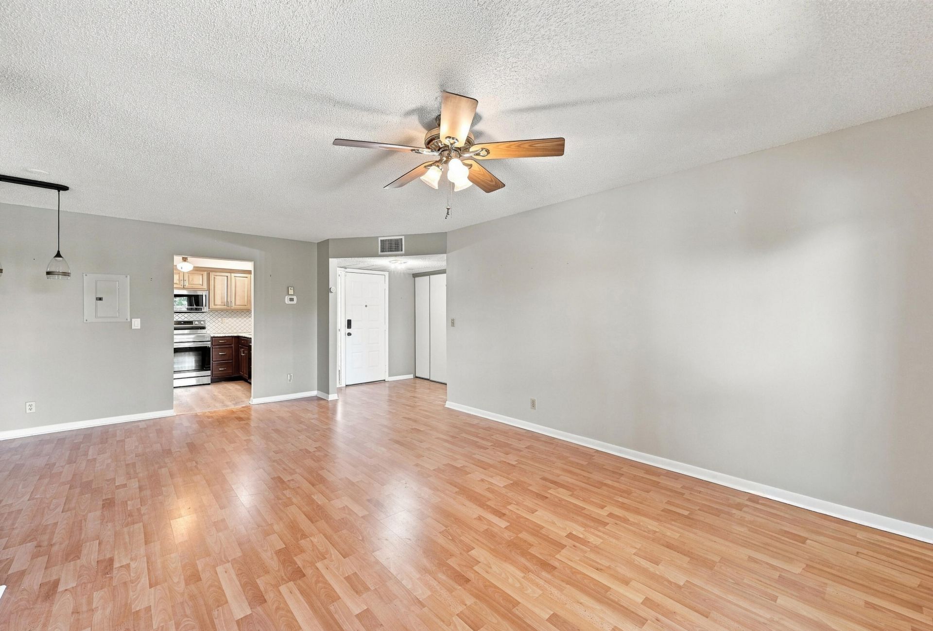 2541 N Carambola Circle N, Unit 1832, Coconut Creek, FL 33066 Photo