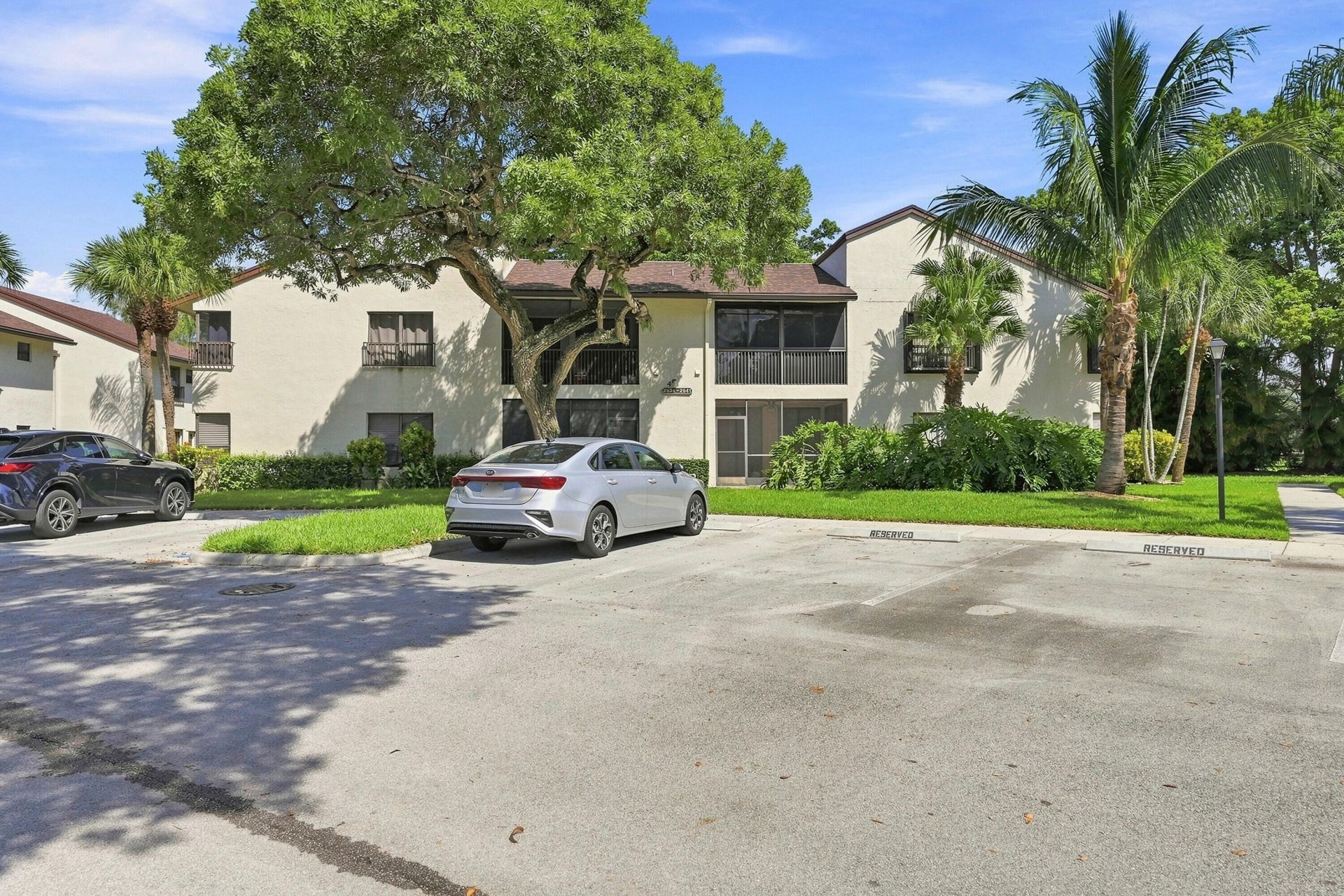 2541 N Carambola Circle N, Unit 1832, Coconut Creek, FL 33066 Photo