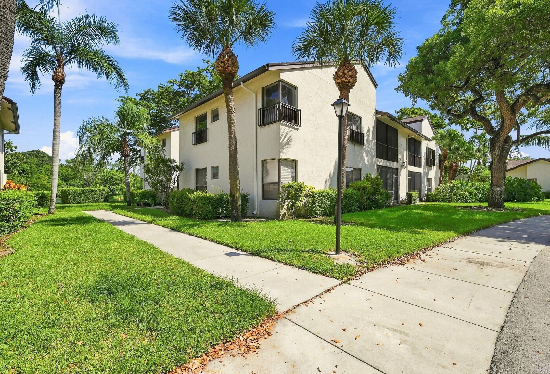 2541 N Carambola Circle N, Unit 1832, Coconut Creek, FL 33066 Photo