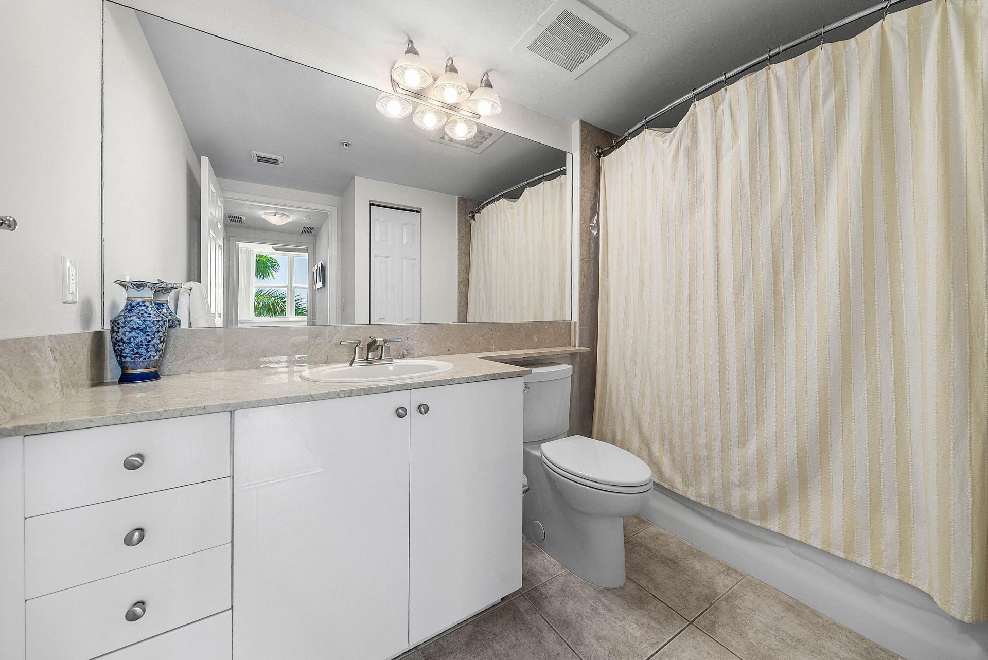 625 Casa Loma Boulevard, Unit 508, Boynton Beach, FL 33435 Photo