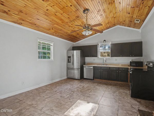 704 Gay Street , Brownsville, TN 38012