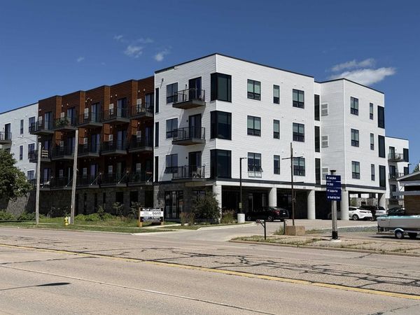 209 DIVISION STREET #Suite B-2,085 SF, Stevens Point, WI 54481