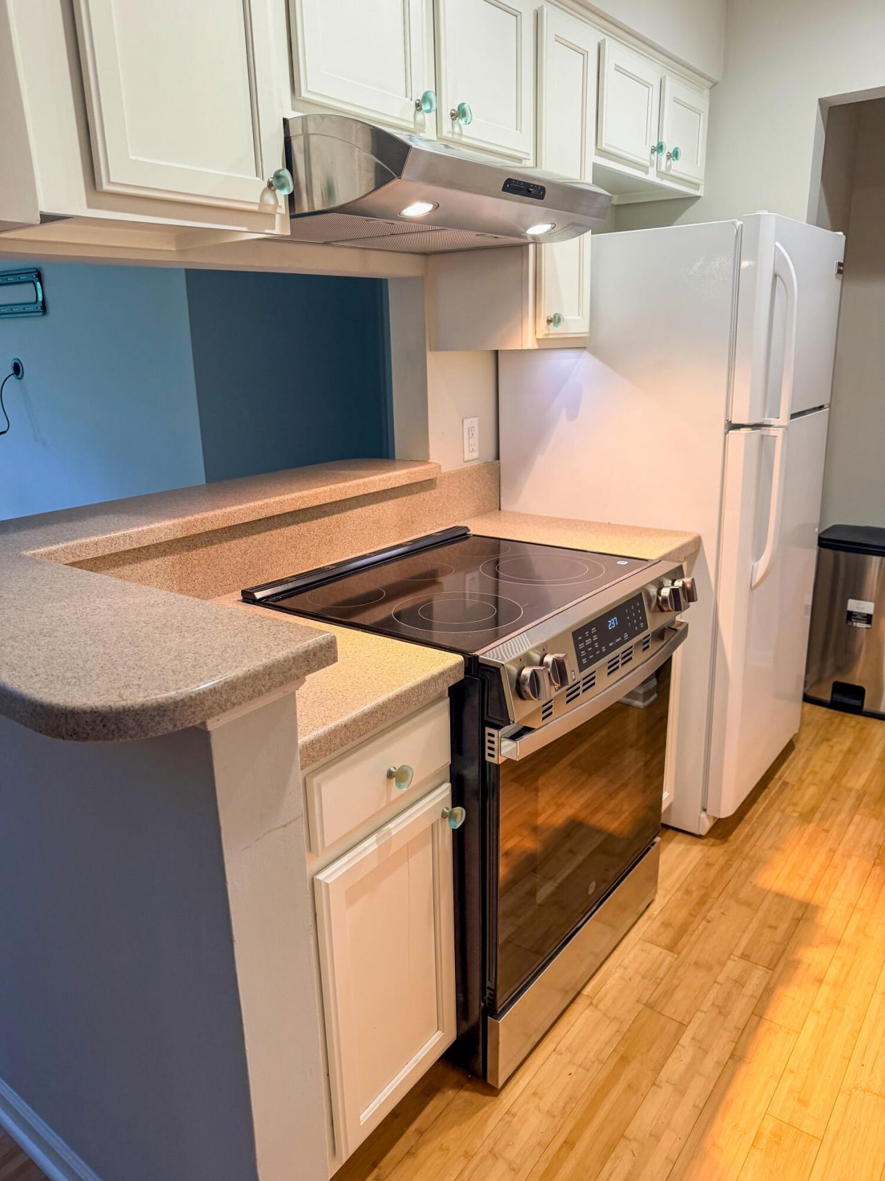 333 W Coleman Boulevard Photo 14
