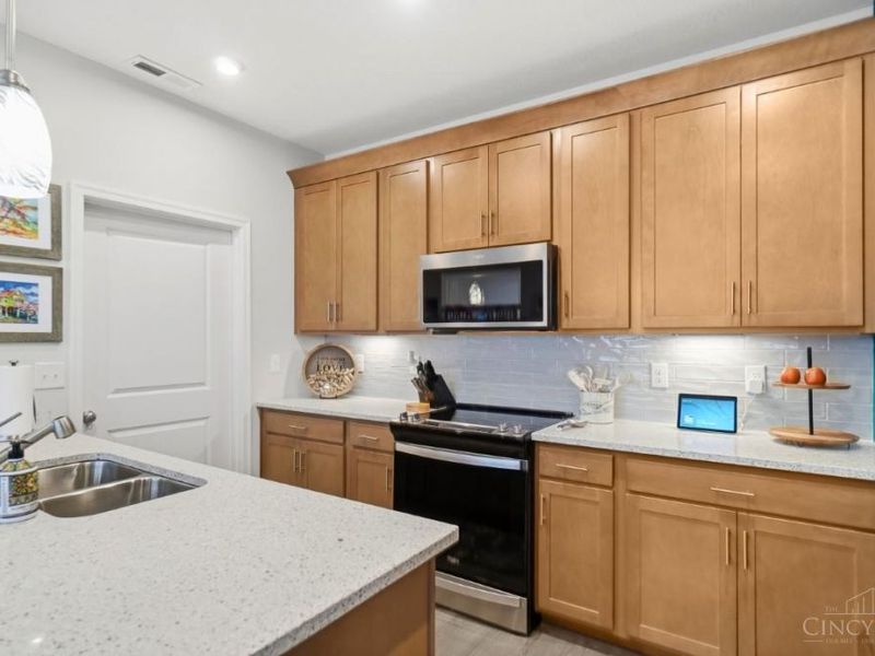 3666 Mustang Circle, Goshen Township, OH 45140 Photo 7