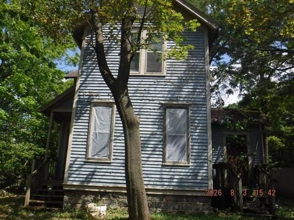 801 Oakland Drive, Kalamazoo, MI 49008