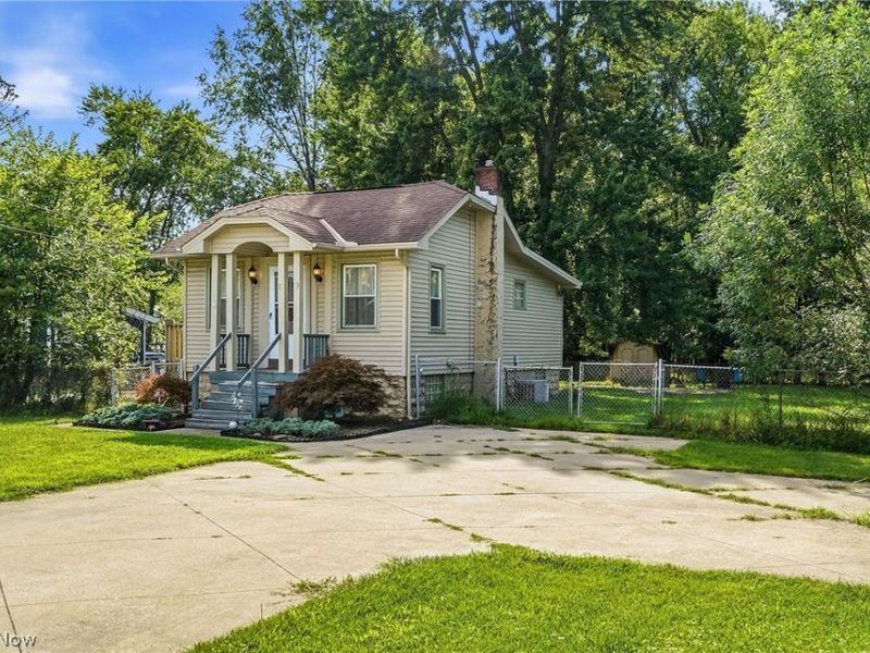 2350 Columbia Road, Westlake, OH 44145 Photo 3