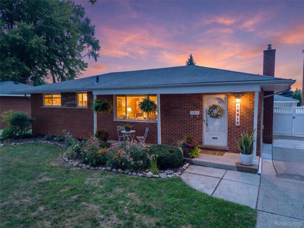15512 Bainbridge Street, Livonia, Mi 48154