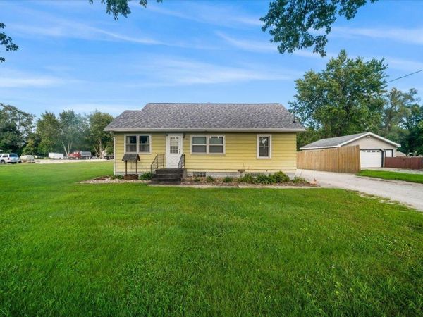 425 Grand Boulevard, Evansdale, IA 50707