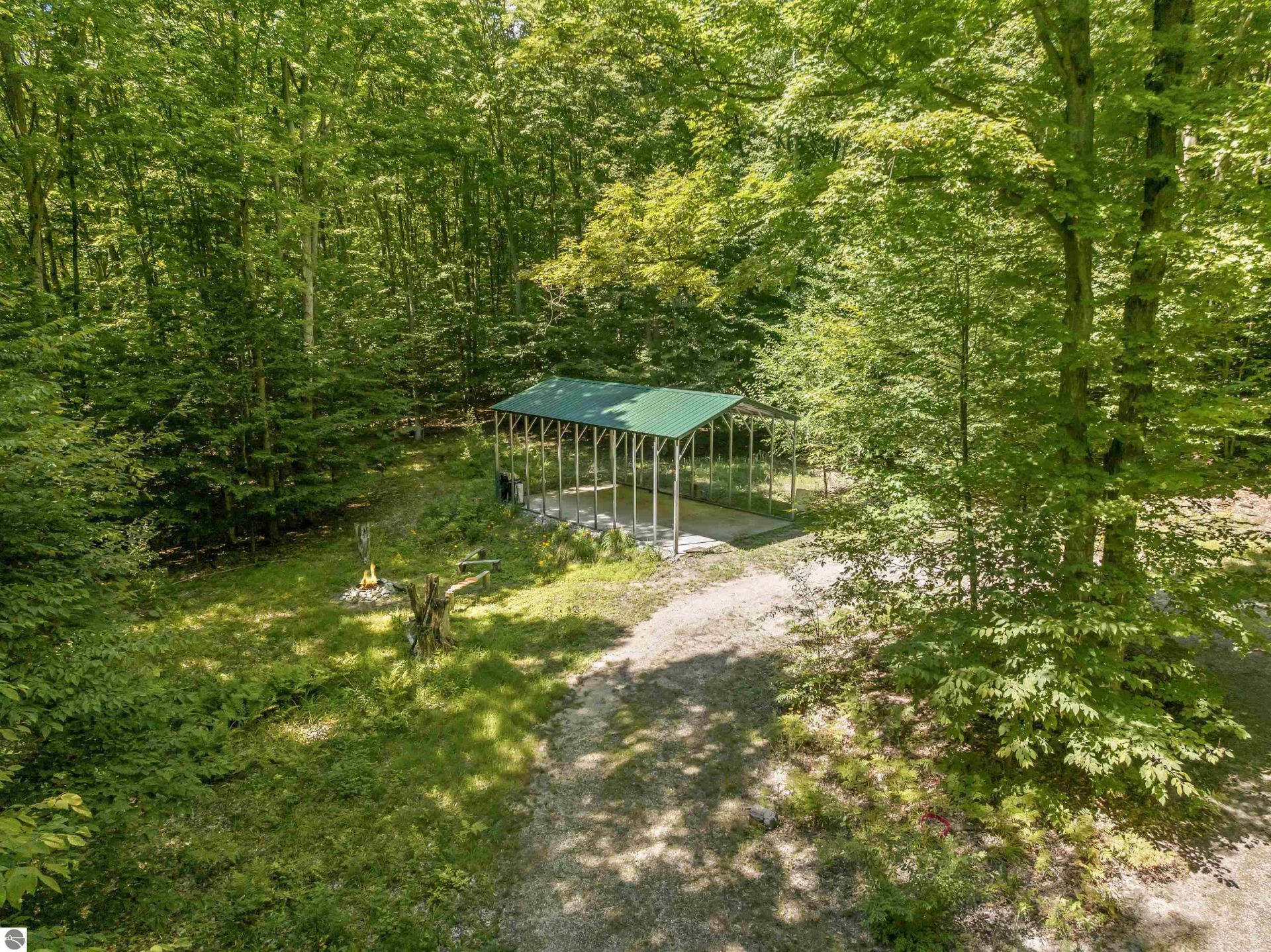 454 Vande Lane, Beulah, MI 49617 Main Photo