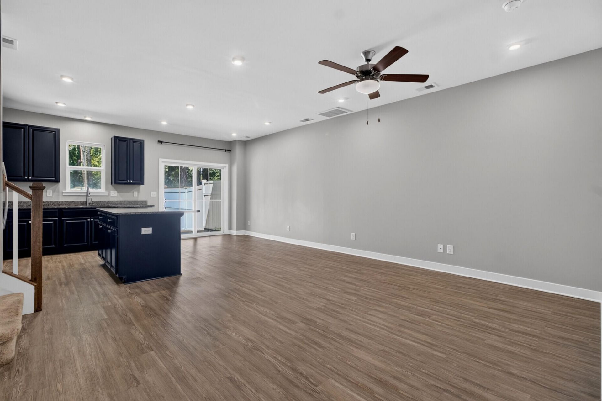 407 Grand Palm Lane Photo 4