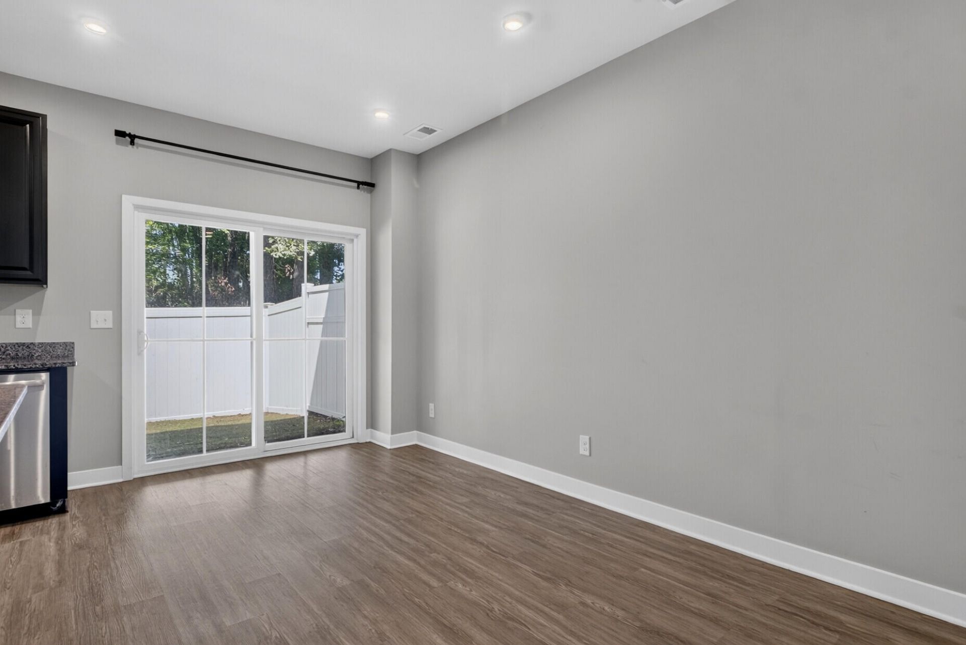 407 Grand Palm Lane Photo 9