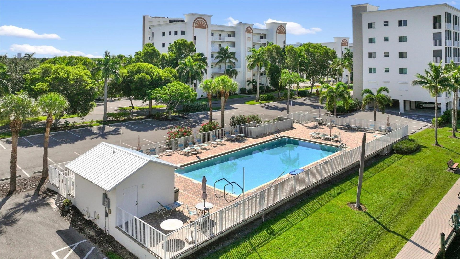 4321 Bay Beach Ln, Unit 634, Fort Myers Beach, FL 33931 Photo