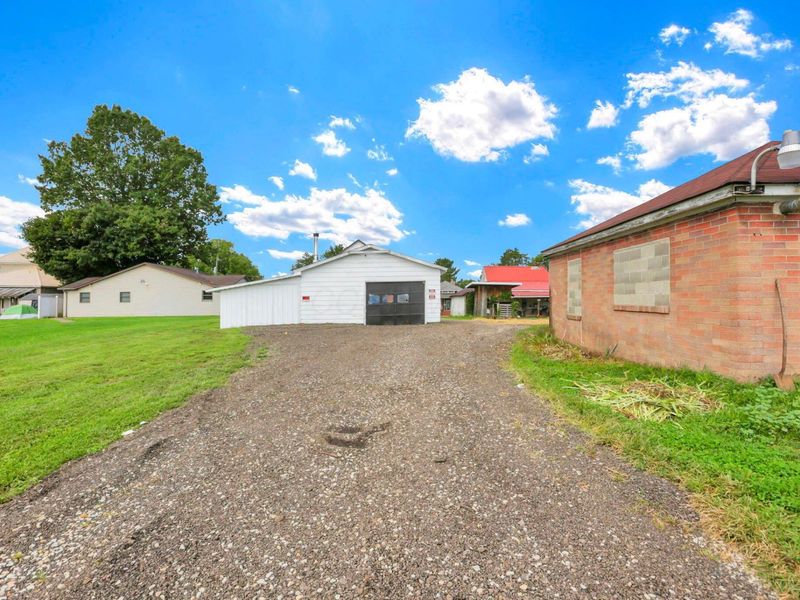 235 S Maple Heights, New Lexington, OH 43764 Photo 46