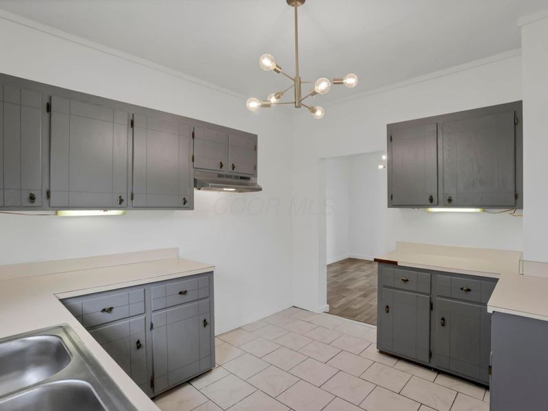 235 S Maple Heights, New Lexington, OH 43764 Photo 6