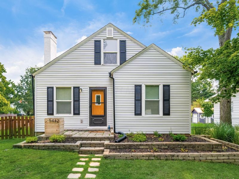 5432 Sharon Park Avenue, Columbus, OH 43214 Photo 1