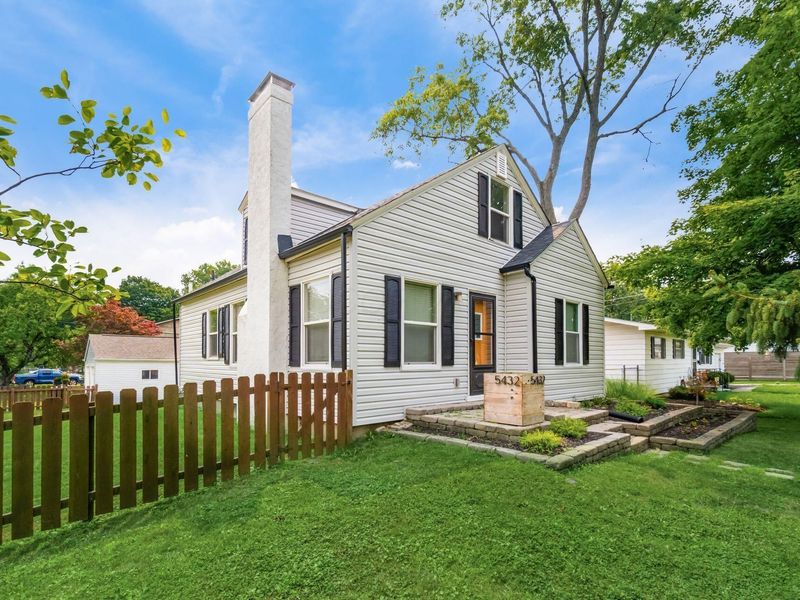 5432 Sharon Park Avenue, Columbus, OH 43214 Photo 2