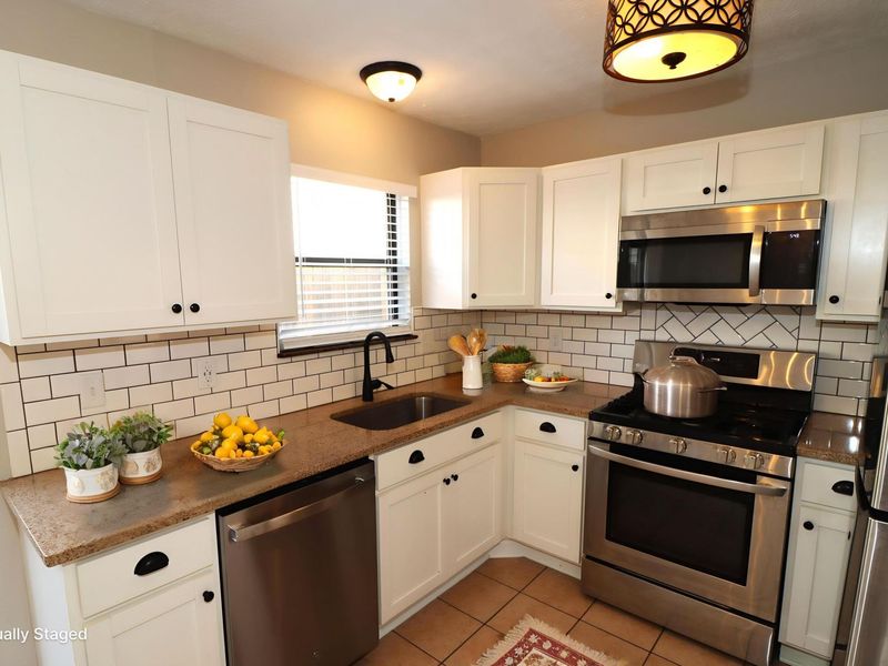 8176 Rochester Way, Unit 23B, Westerville, OH 43081 Photo 2