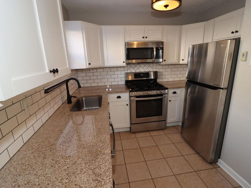 8176 Rochester Way, Unit 23B, Westerville, OH 43081 Photo 8