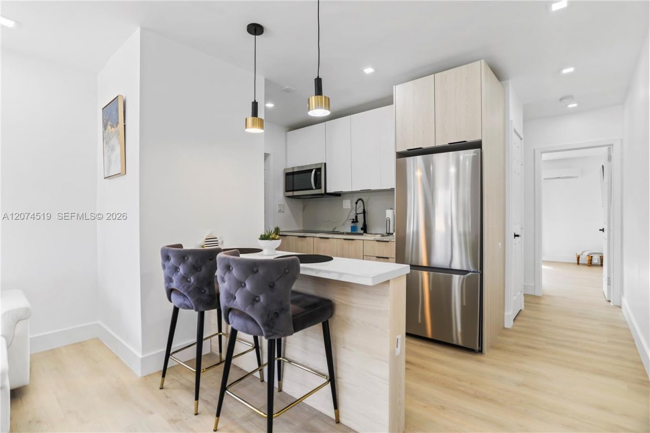 1040 NW 35th St , Unit 1042, Miami, FL 33127 Photo