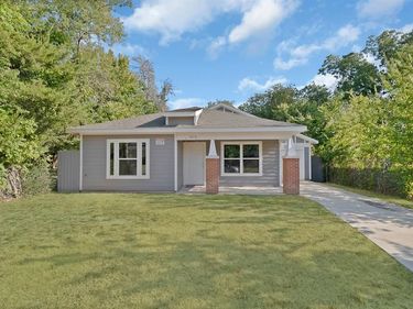 1415 E Jefferson Avenue , Fort Worth, TX 76104
