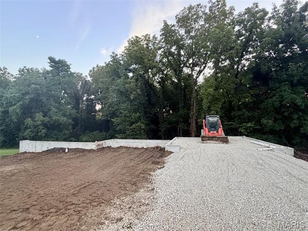 317 Heritage Valley Drive , New Haven, MO 63068