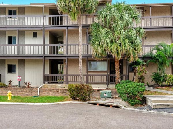 6338 NEWTOWN CIRCLE , Unit 38B4, TAMPA, FL 33615