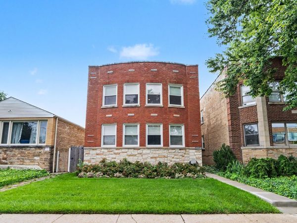 6328 N Whipple Street, Unit 2, Chicago, IL 60659