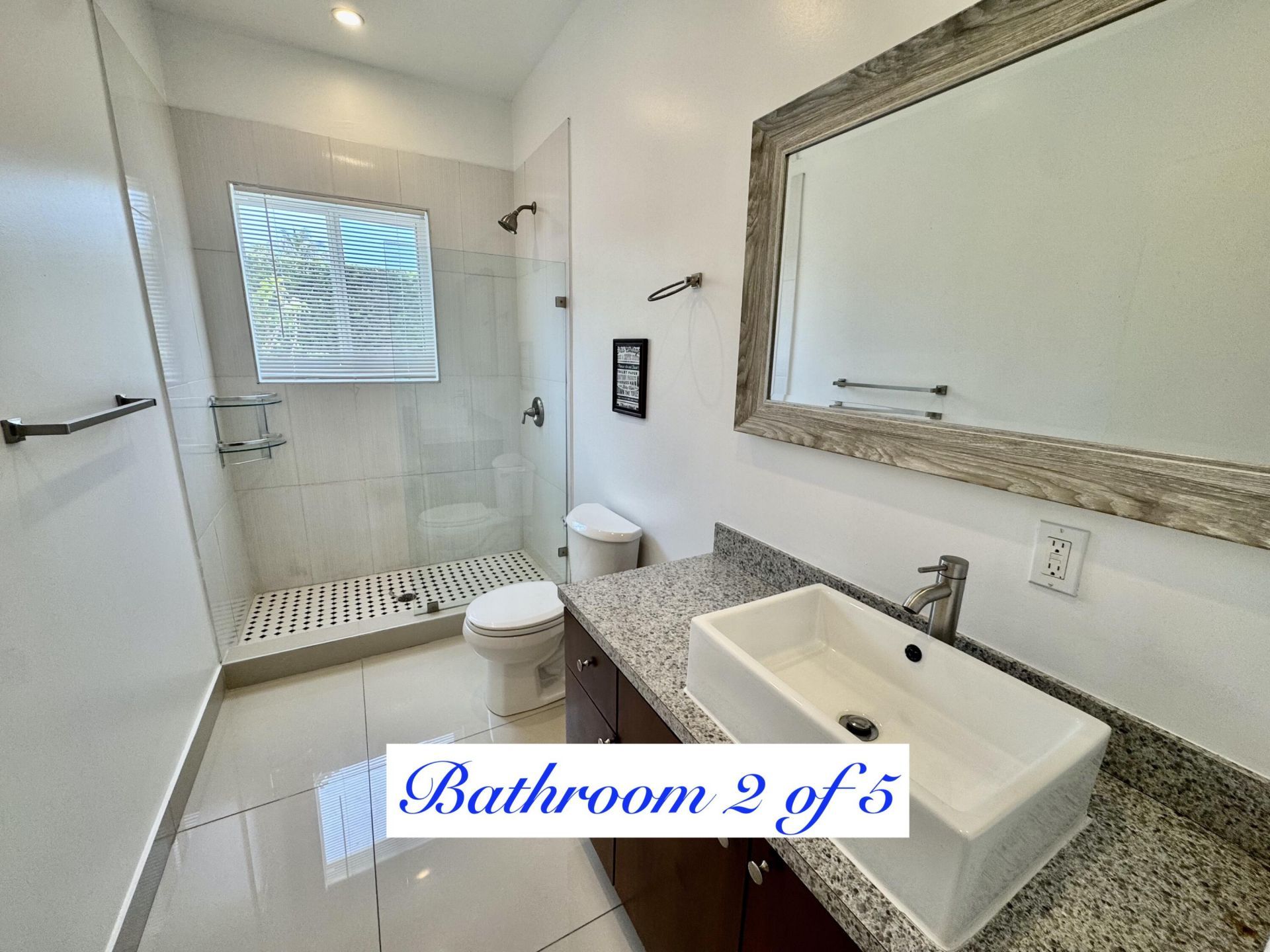 88 NE 154th Street, Miami, FL 33162 Photo