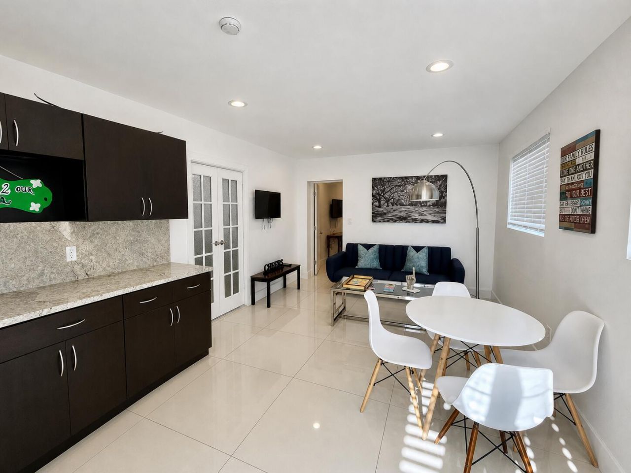 88 NE 154th Street, Miami, FL 33162 Photo
