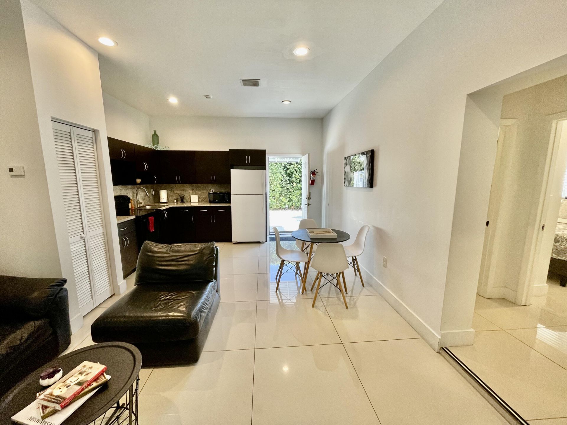 88 NE 154th Street, Miami, FL 33162 Photo