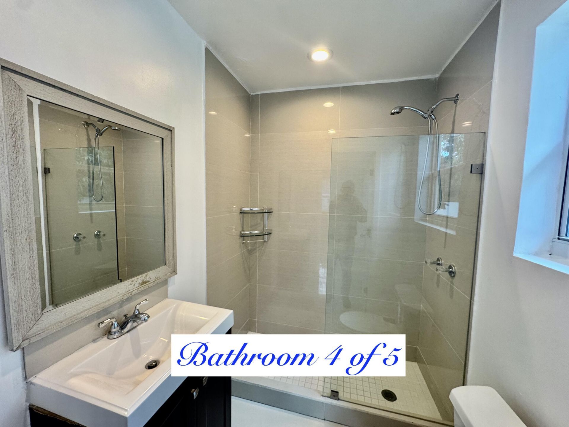 88 NE 154th Street, Miami, FL 33162 Photo
