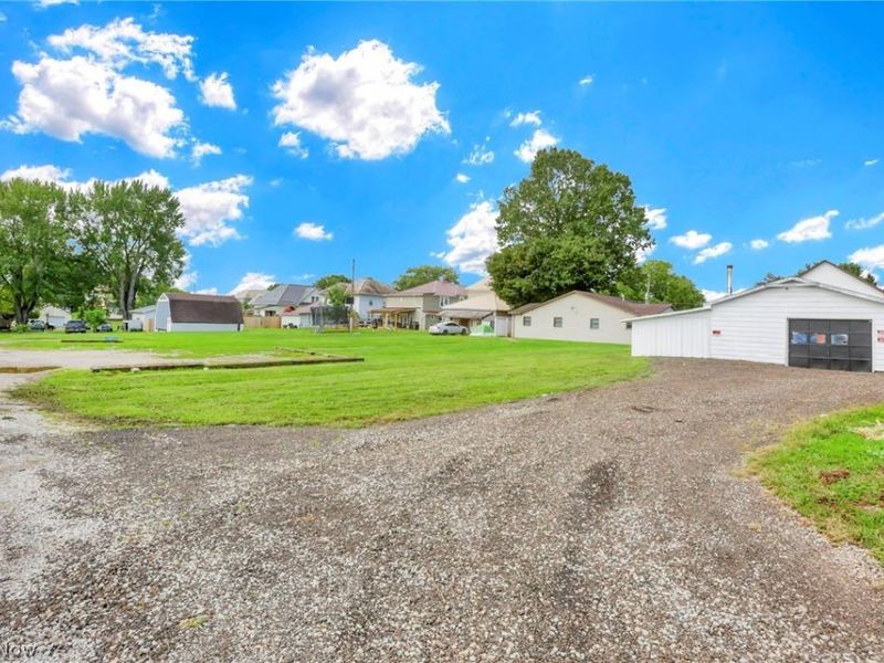 235 S Maple Heights, New Lexington, OH 43764 Photo 32