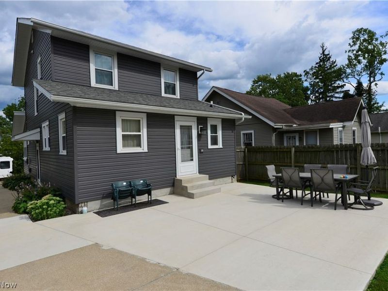410 Moody Street, Akron, OH 44305 Photo 3