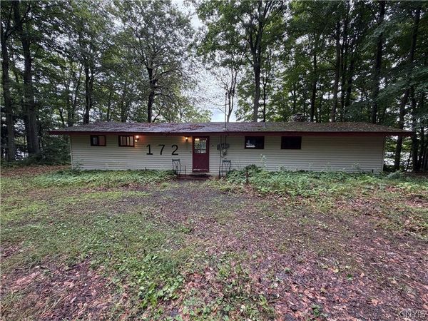 172 Lazzaro Lane , Oswego, NY 13126