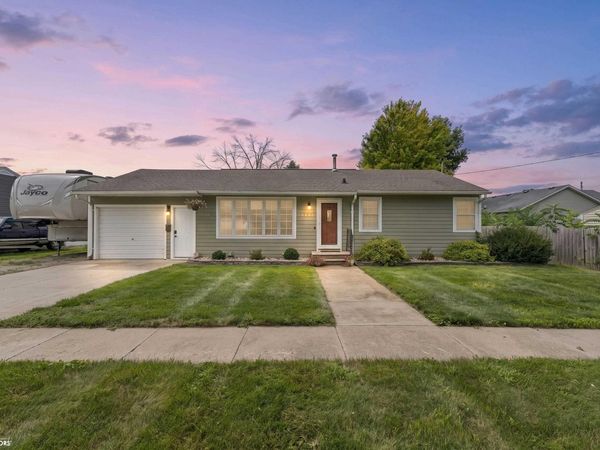 1240 Bush Avenue, Garner, IA 50438