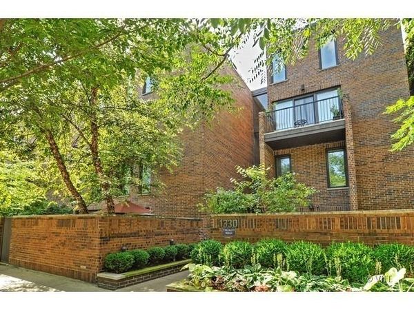 1330 N La Salle Drive , Unit 306, Chicago, IL 60610