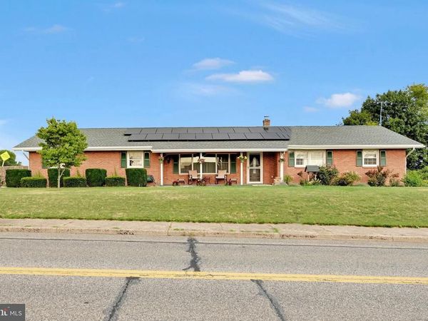 2911 CHERRYVILLE ROAD, NORTHAMPTON, PA 18067