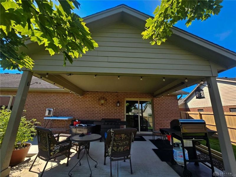119 Burgundy Drive, Englewood, OH 45322 Photo 6