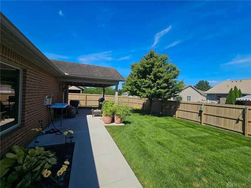119 Burgundy Drive, Englewood, OH 45322 Photo 9